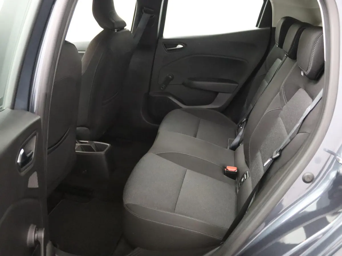 TCe 90 Zen | Navigatie | Parkeersensoren |