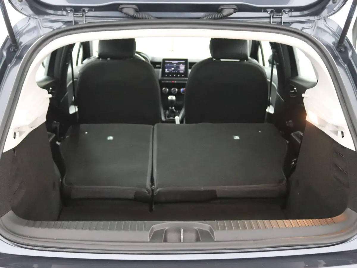 TCe 90 Zen | Navigatie | Parkeersensoren |
