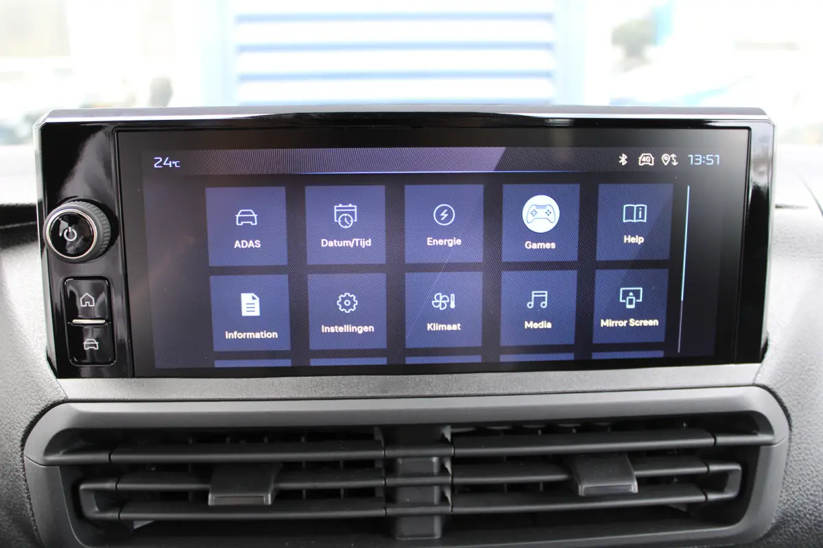 75 kWh 2-2-2-3 OPSTELLING | 9 PERSOONS | 8 JAAR GARANTIE | CAMERA | NAVI | DRAADLOOS CARPLAY |