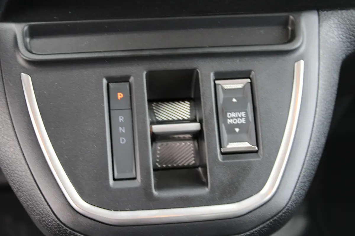 75 kWh 2-2-2-3 OPSTELLING | 9 PERSOONS | 8 JAAR GARANTIE | CAMERA | NAVI | DRAADLOOS CARPLAY |