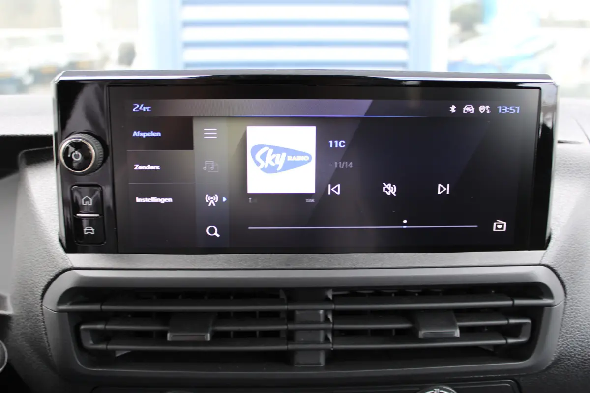 75 kWh 2-2-2-3 OPSTELLING | 9 PERSOONS | 8 JAAR GARANTIE | CAMERA | NAVI | DRAADLOOS CARPLAY |