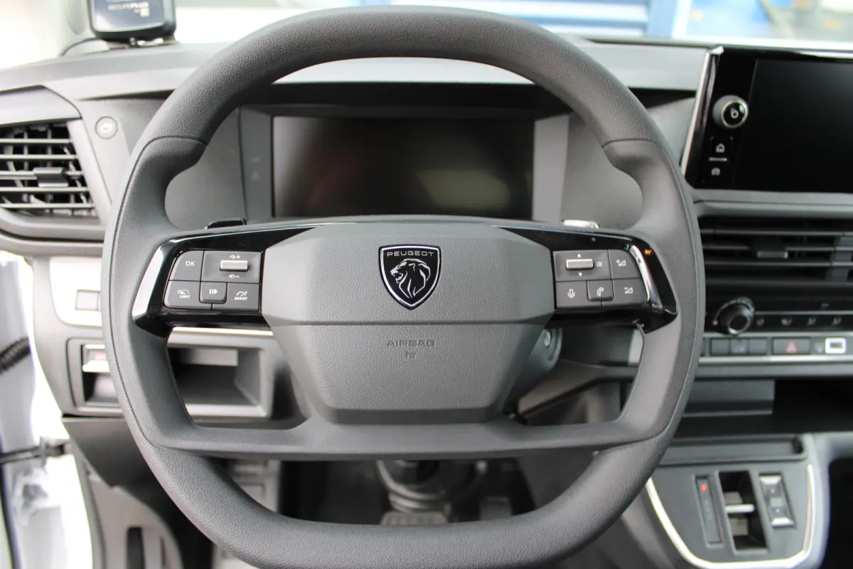 75 kWh 2-2-2-3 OPSTELLING | 9 PERSOONS | 8 JAAR GARANTIE | CAMERA | NAVI | DRAADLOOS CARPLAY |