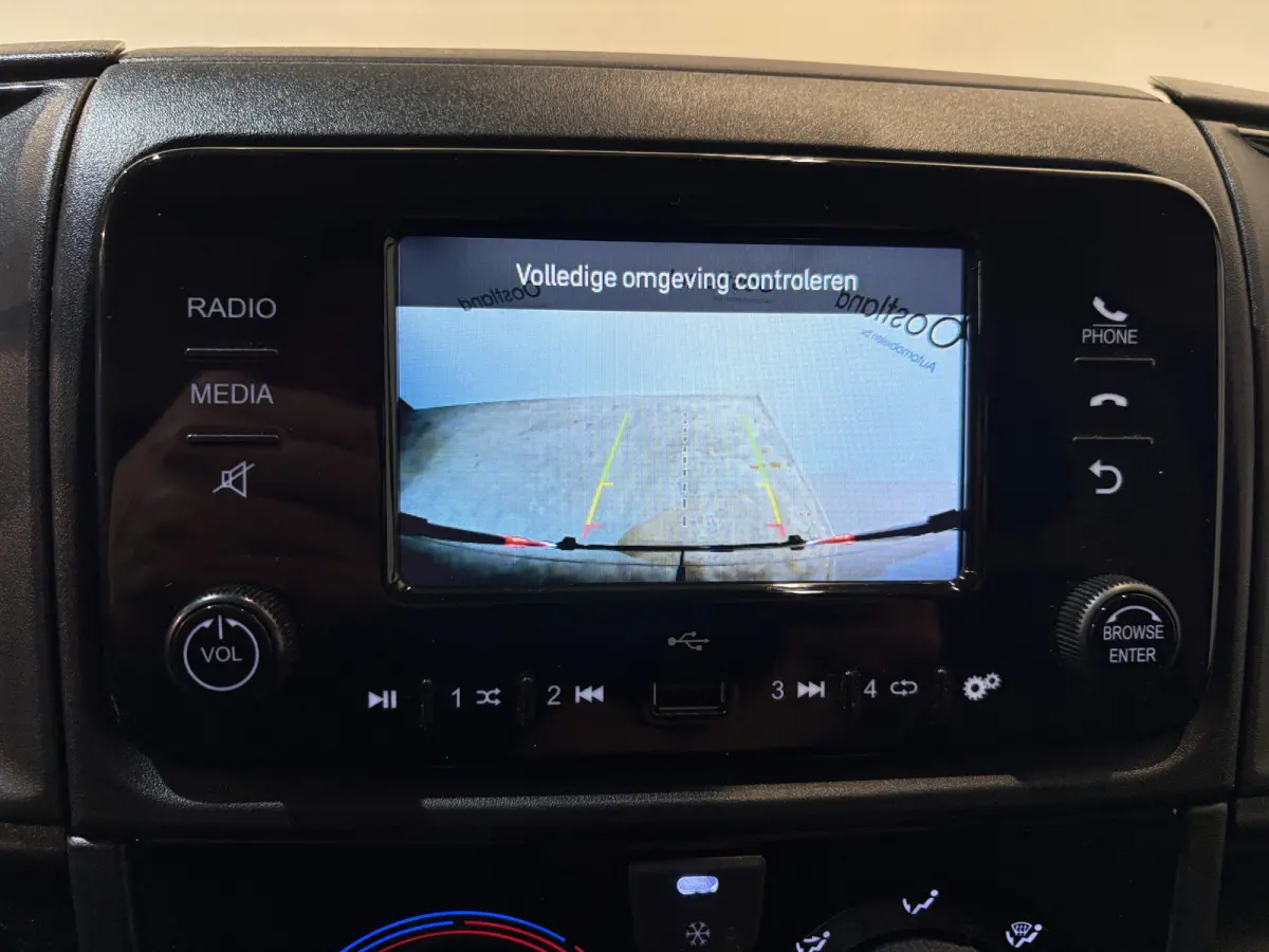 2.2 BlueHDi 140 PK L3H2 / Airco / Cruise Control / Camera / 3-Zits / 41.500 KM !!