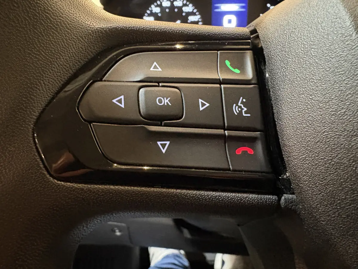 2.2 BlueHDi 140 PK L3H2 / Airco / Cruise Control / Camera / 3-Zits / 41.500 KM !!