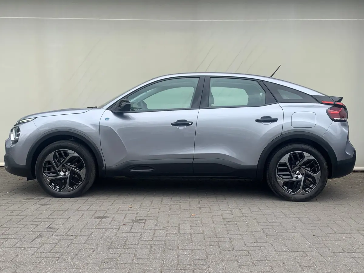 You 50 kWh Airco | AppleCarPlay/ Android Auto | Camera | Cruise Control | DAB | 11kW lader | Warmtepomp |