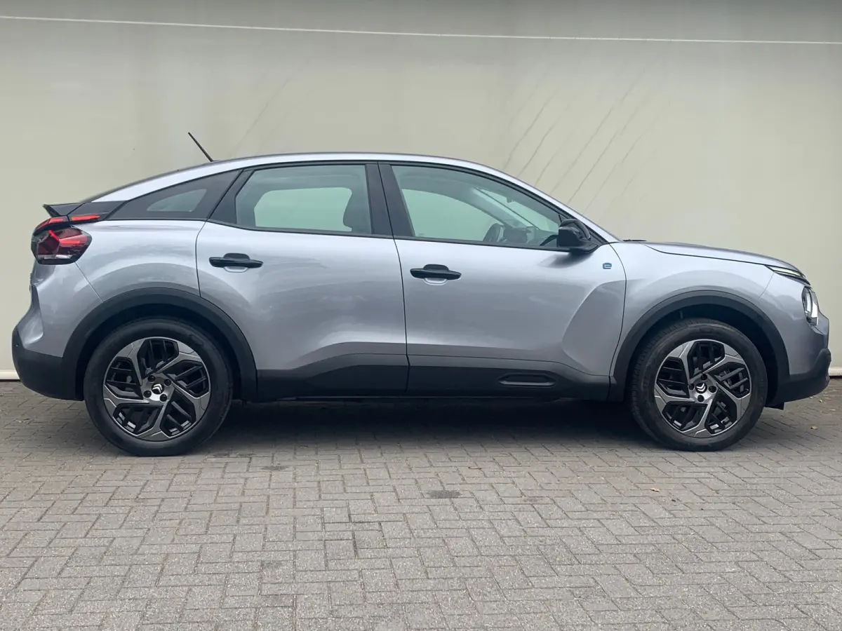 You 50 kWh Airco | AppleCarPlay/ Android Auto | Camera | Cruise Control | DAB | 11kW lader | Warmtepomp |