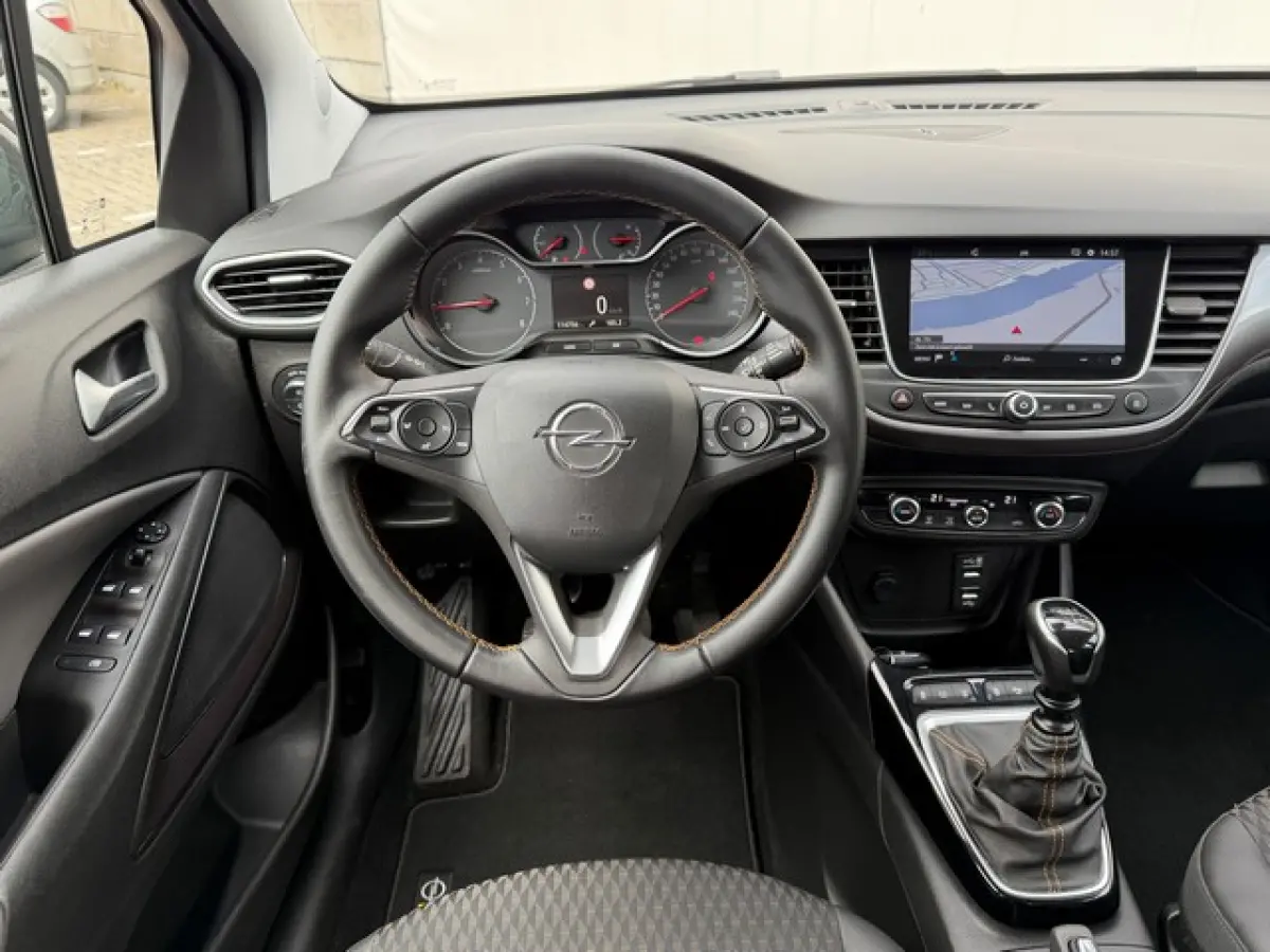 1.2 Turbo Innovation met Navigatie, Climate Controle, PDC
