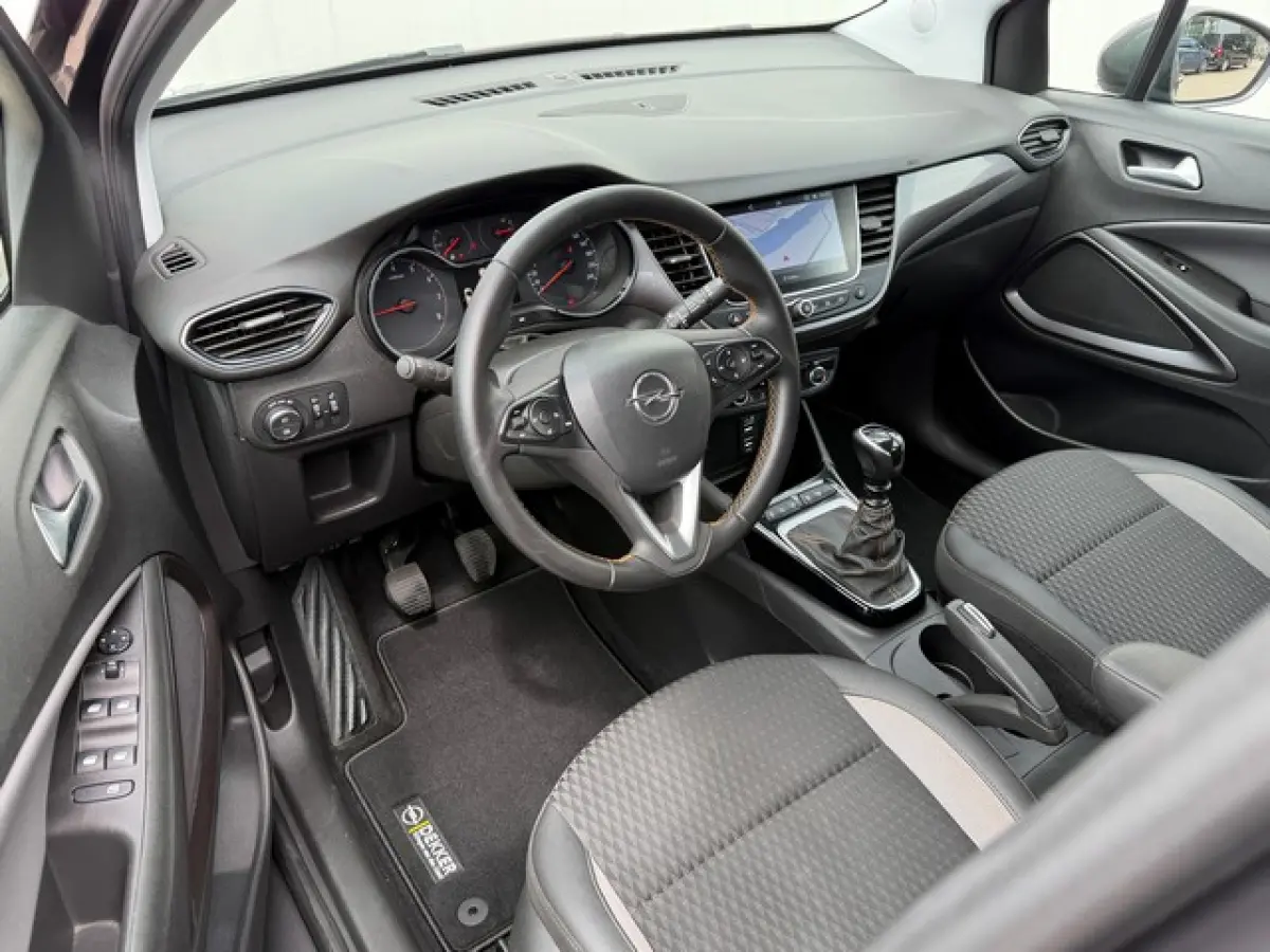1.2 Turbo Innovation met Navigatie, Climate Controle, PDC
