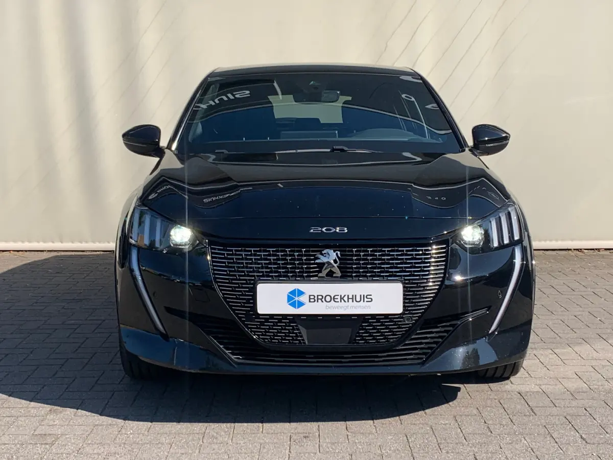1.2 PureTech GT Pack Airco | Camera | Cruise Control | DAB | Keyless | LED | LMV 17" | Navi | PDC V&A |