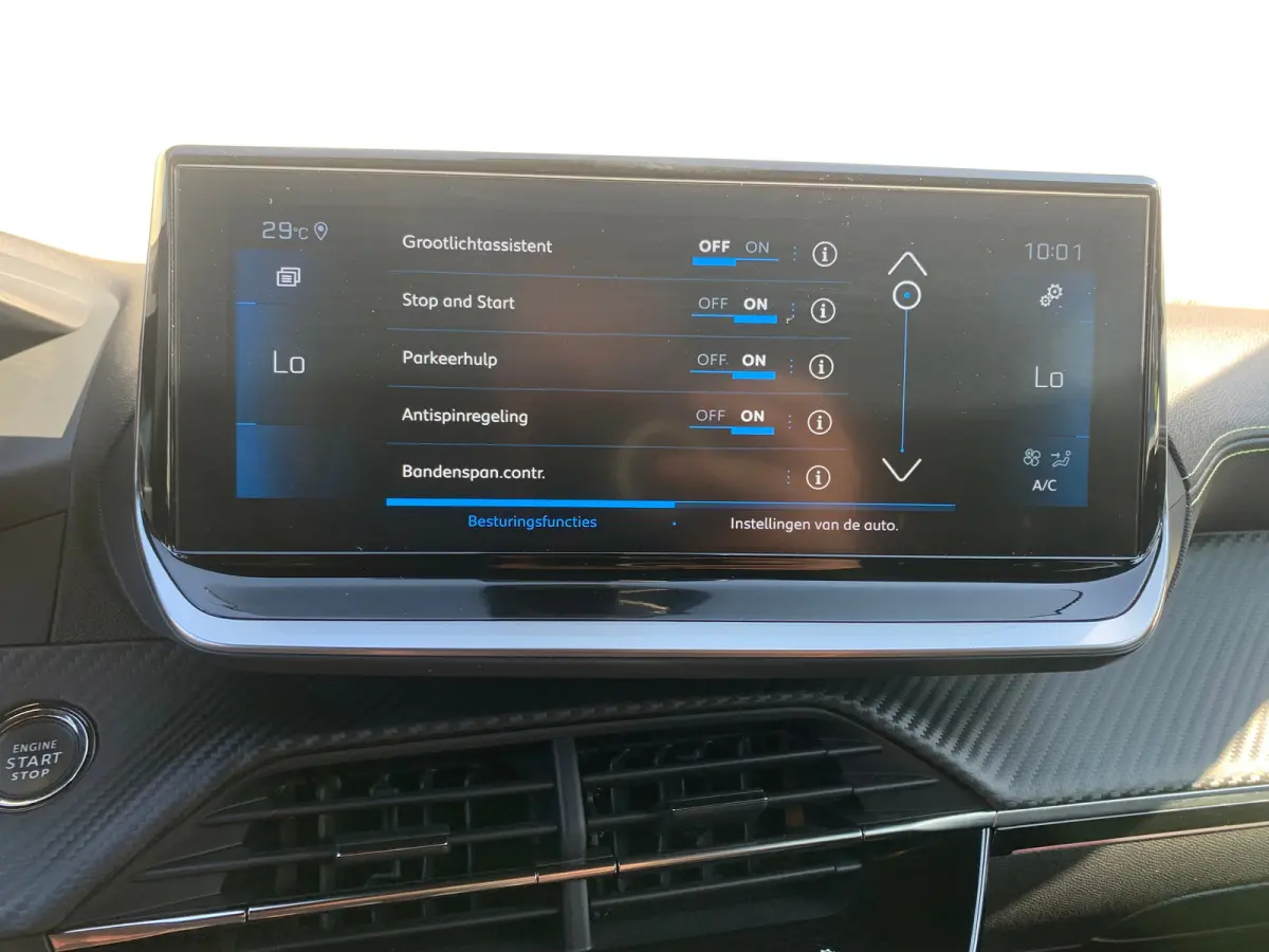 1.2 PureTech GT Pack Airco | Camera | Cruise Control | DAB | Keyless | LED | LMV 17" | Navi | PDC V&A |