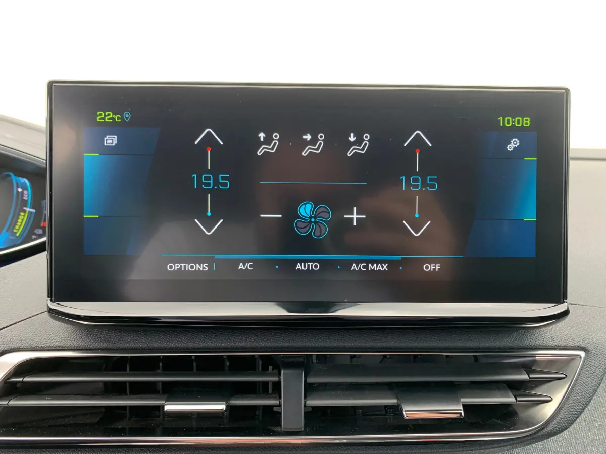 1.6 HYbrid 225 Allure Pack Business Airco | Camera | Cruise Adaptief | DAB | Keyless | LED | LMV 18" | Navi | PDC V&A | Stoelverwarming |