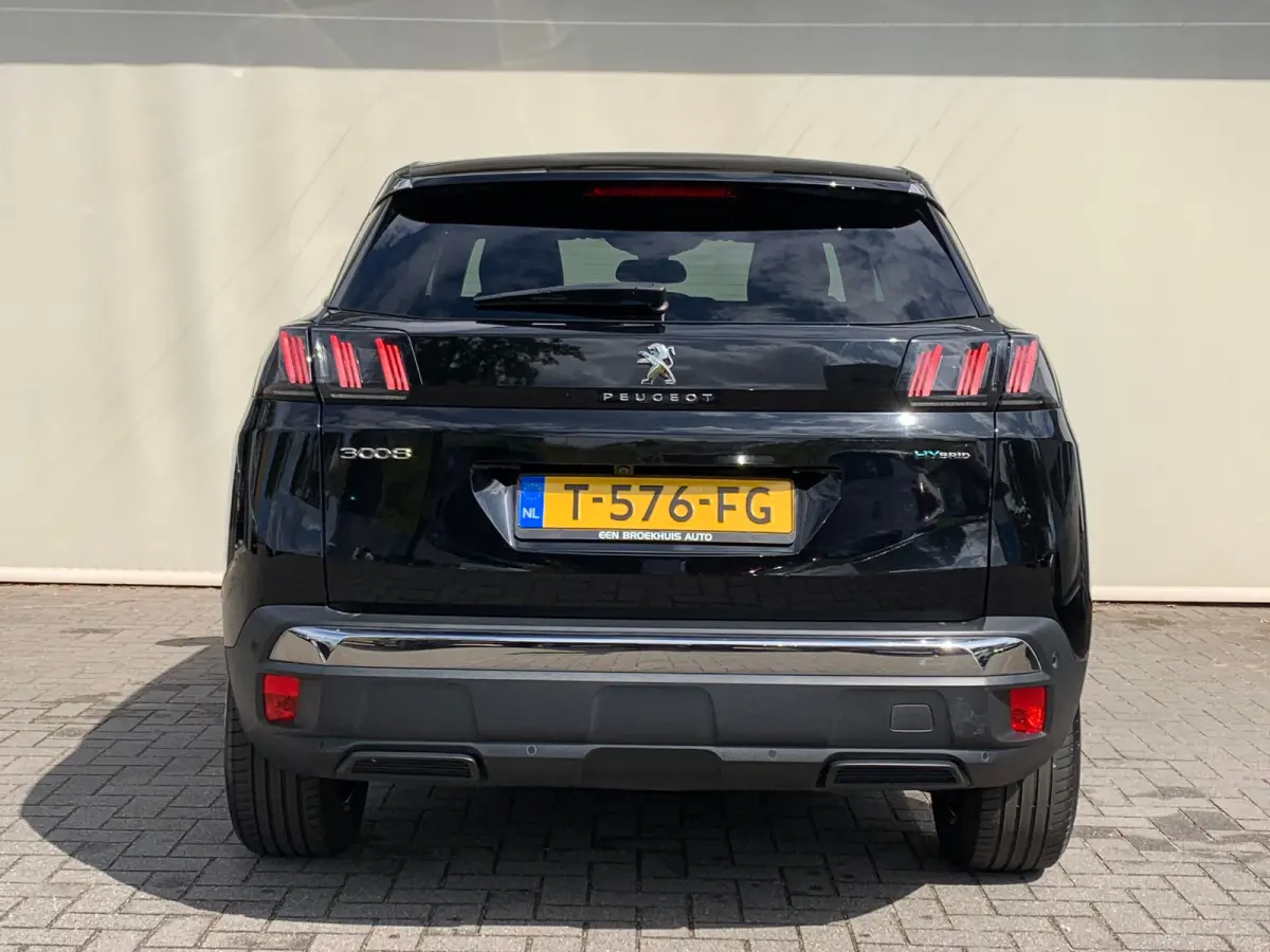 1.6 HYbrid 225 Allure Pack Business Airco | Camera | Cruise Adaptief | DAB | Keyless | LED | LMV 18" | Navi | PDC V&A | Stoelverwarming |