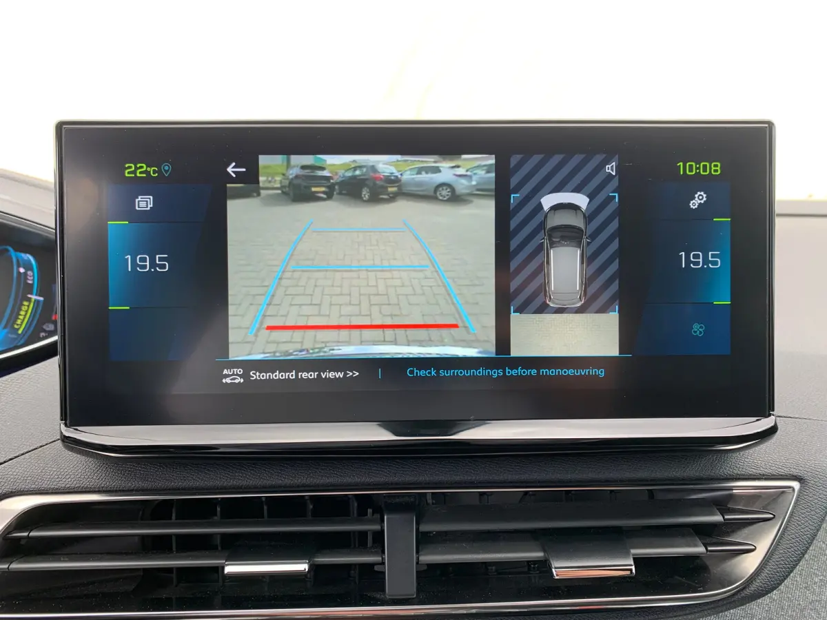 1.6 HYbrid 225 Allure Pack Business Airco | Camera | Cruise Adaptief | DAB | Keyless | LED | LMV 18" | Navi | PDC V&A | Stoelverwarming |