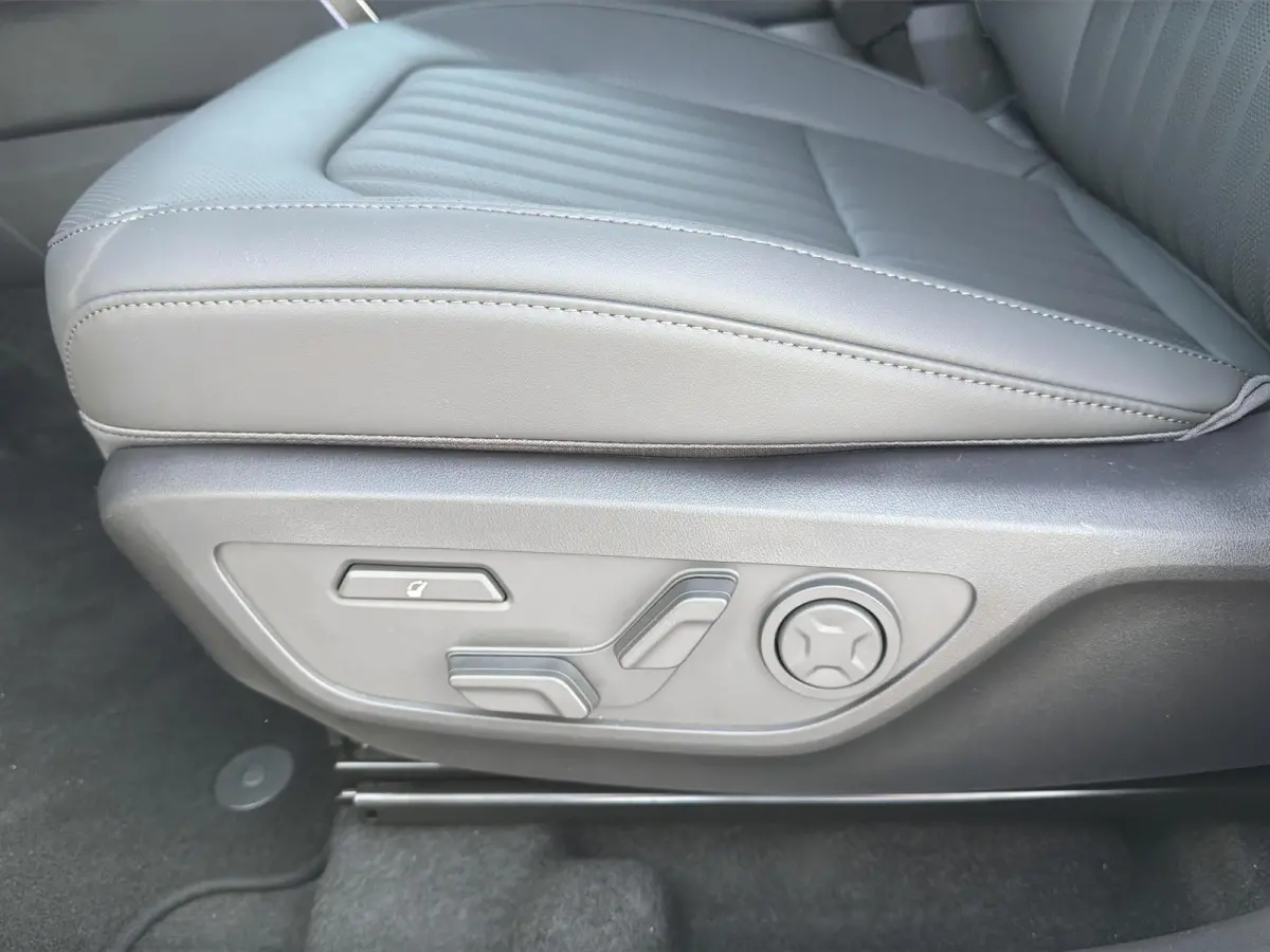 1.6T DCT7 X-Line Demo Edition | 360 Camera | Harman Kardon | Stoelventilatie | Elektrische achterklep