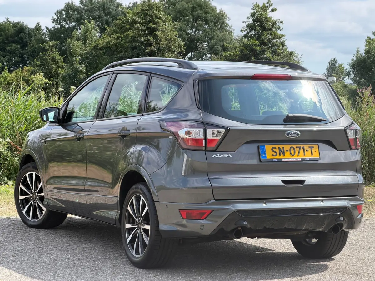 1.5 EcoBoost ST Line - Magnetic Grey - TSC/Trekhaak/SYNC3 - Topstaat