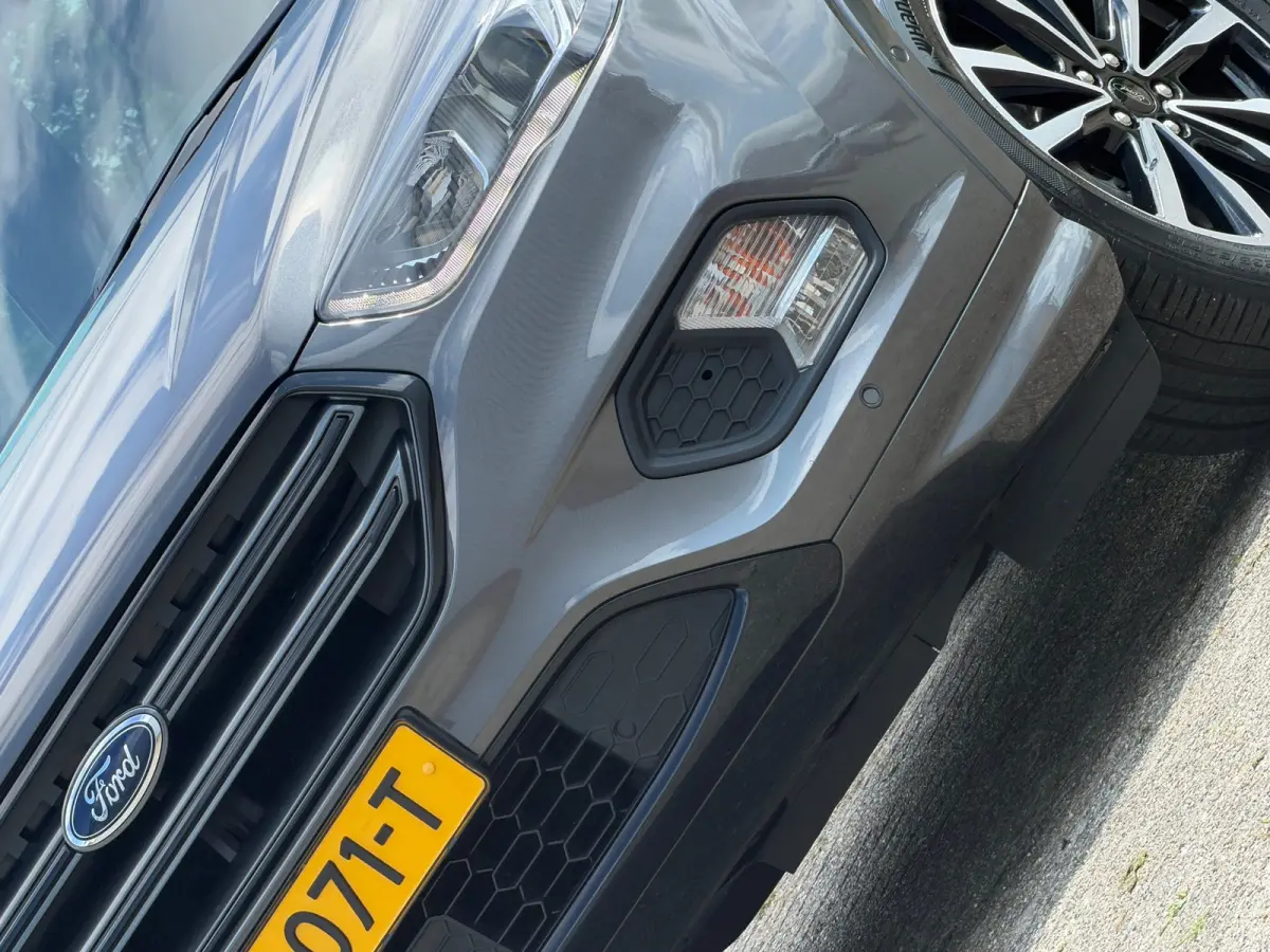 1.5 EcoBoost ST Line - Magnetic Grey - TSC/Trekhaak/SYNC3 - Topstaat