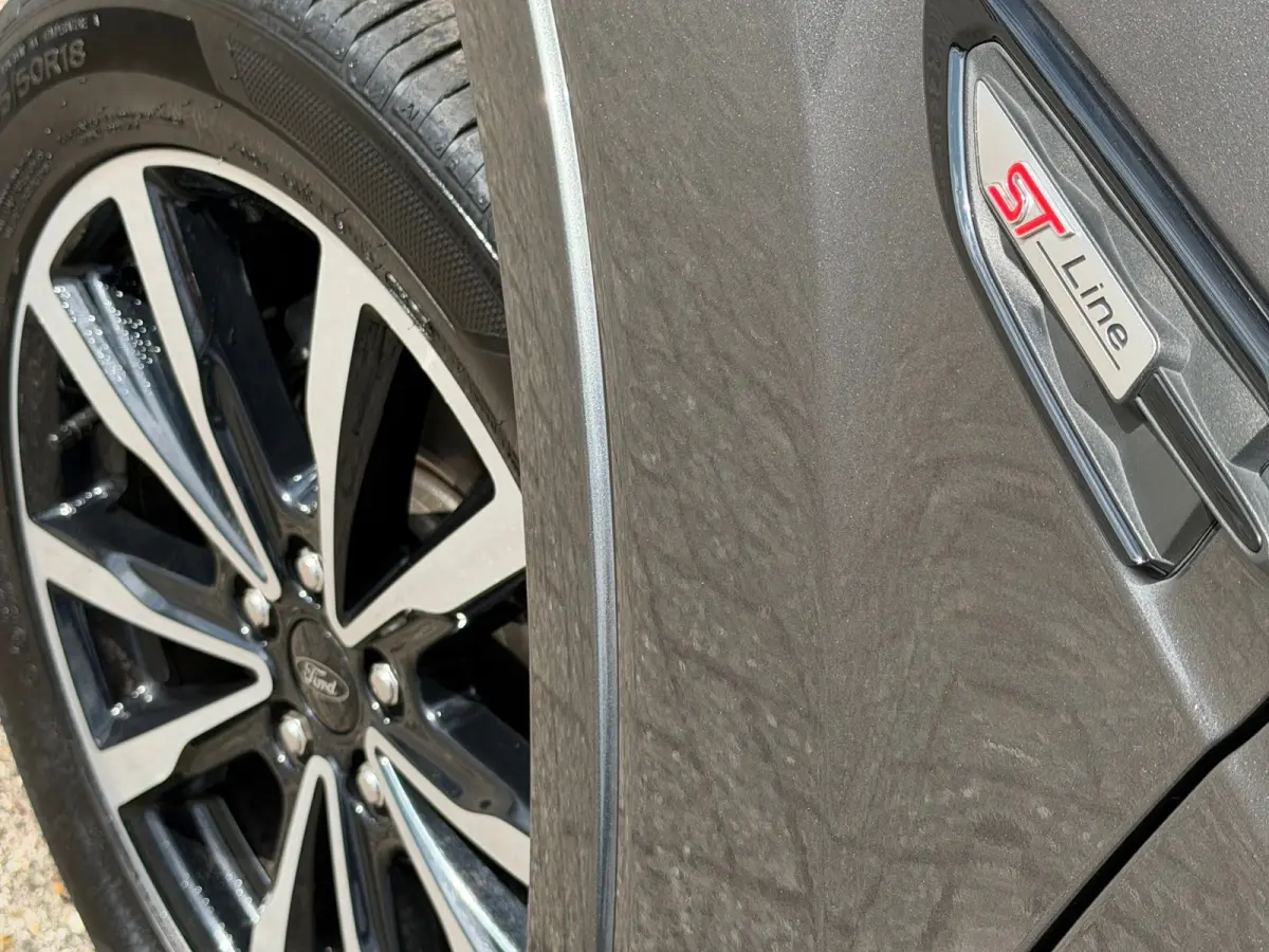 1.5 EcoBoost ST Line - Magnetic Grey - TSC/Trekhaak/SYNC3 - Topstaat