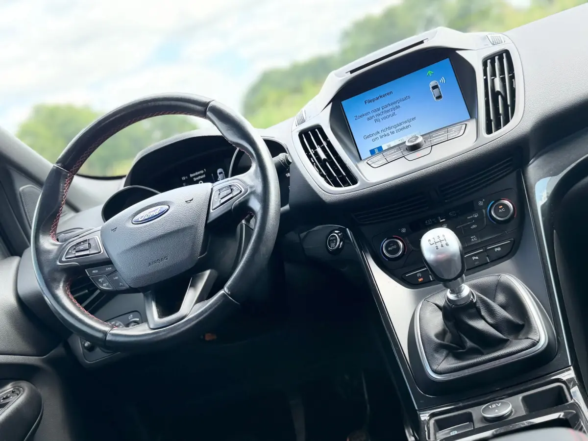 1.5 EcoBoost ST Line - Magnetic Grey - TSC/Trekhaak/SYNC3 - Topstaat