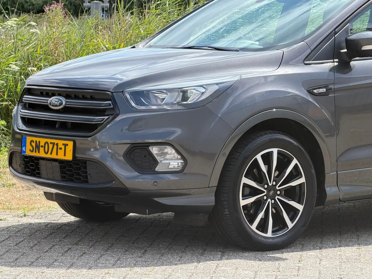 1.5 EcoBoost ST Line - Magnetic Grey - TSC/Trekhaak/SYNC3 - Topstaat