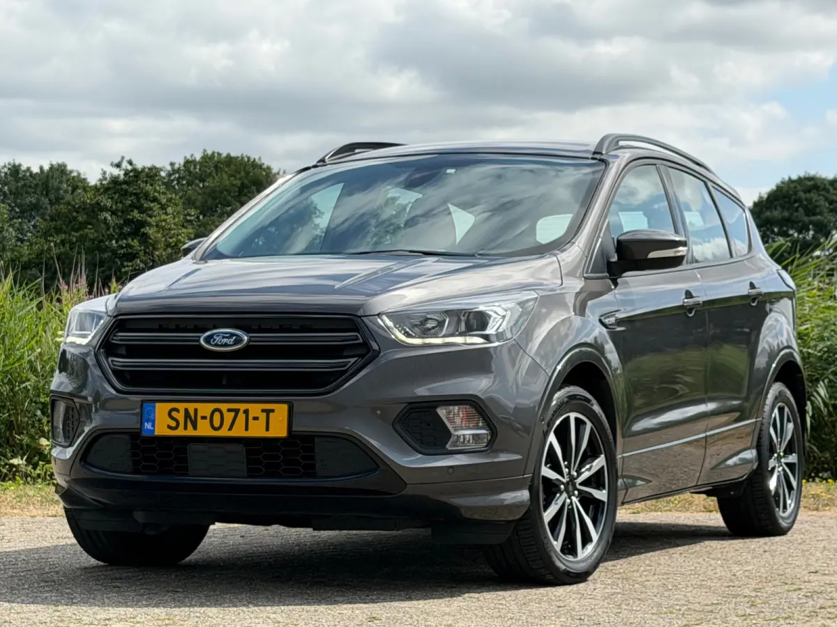 1.5 EcoBoost ST Line - Magnetic Grey - TSC/Trekhaak/SYNC3 - Topstaat
