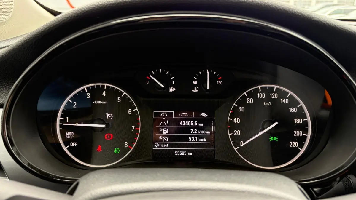 1.4 TURBO 140PK 120 JAAR EDITION+ / NAVI / CLIMA / LED / PDC / CAMERA / 18" LMV / BLUETOOTH / CRUISECONTROL  !!