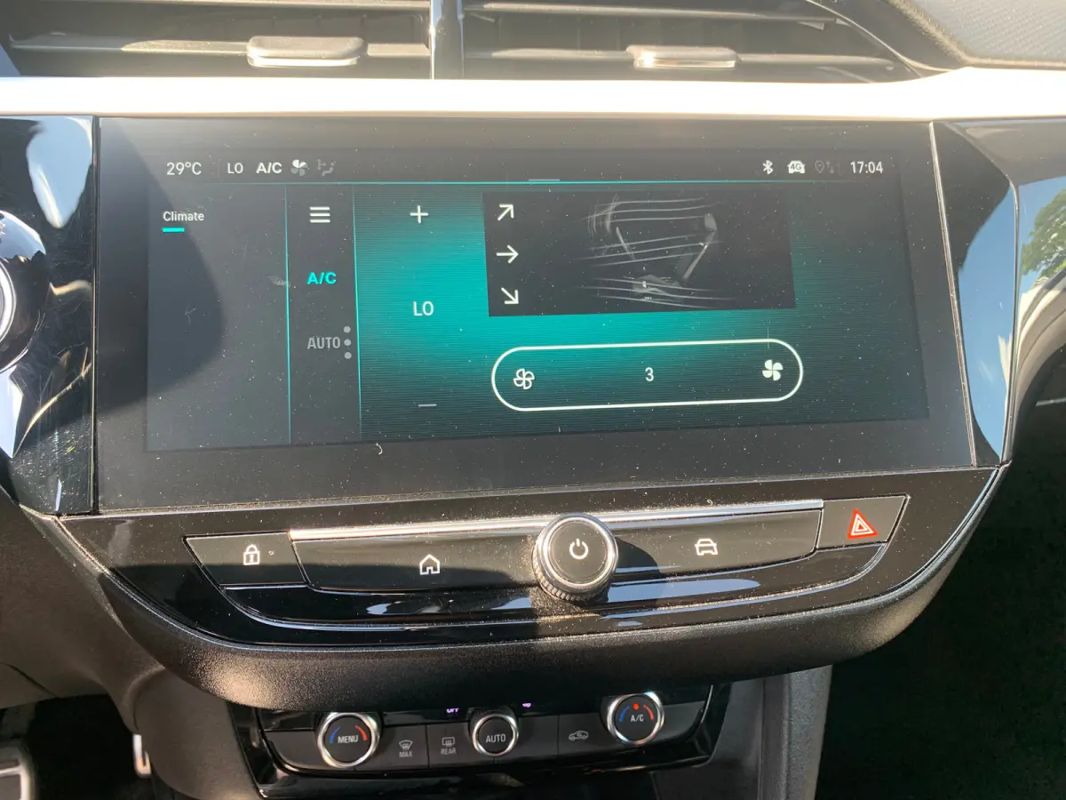 1.2 Turbo Hybrid GS Airco | Camera | Cruise Control | DAB | Keyless | LED | LMV 16" | Navi | PDC V&A |