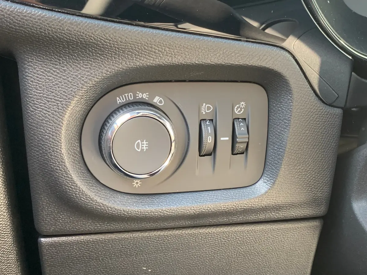 1.2 Turbo Hybrid GS Airco | Camera | Cruise Control | DAB | Keyless | LED | LMV 16" | Navi | PDC V&A |