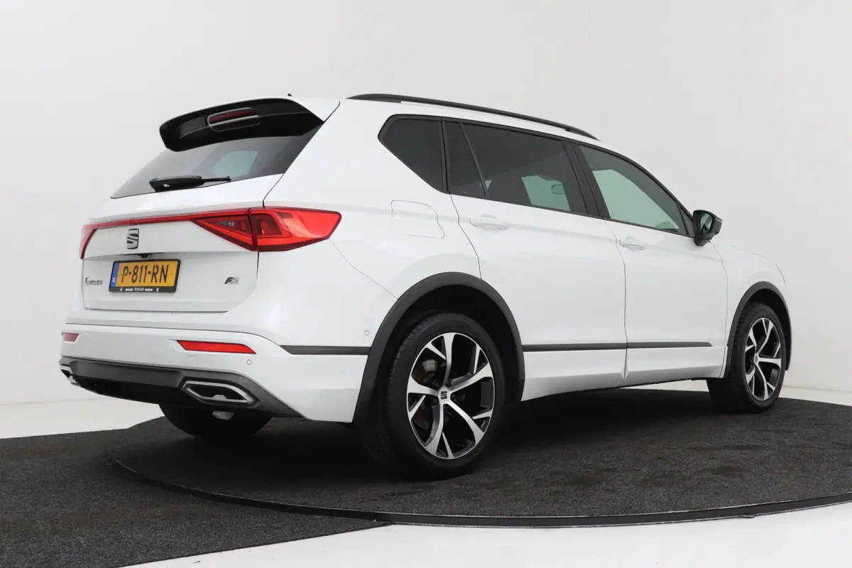 1.5 TSI FR Business Intense | Org. NL | Wegklap. Trekhaak | Virtual Cockpit | Dodehoekdet. | CarPlay | Adapt. Cruise