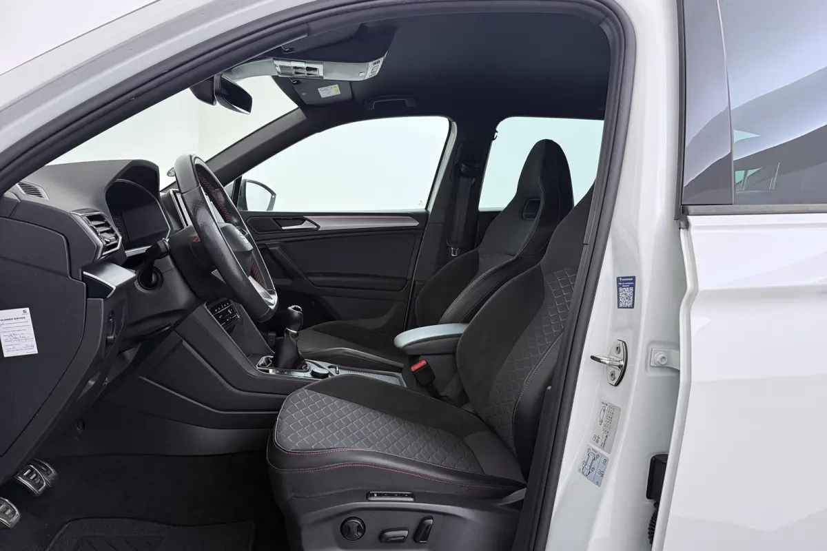 1.5 TSI FR Business Intense | Org. NL | Wegklap. Trekhaak | Virtual Cockpit | Dodehoekdet. | CarPlay | Adapt. Cruise