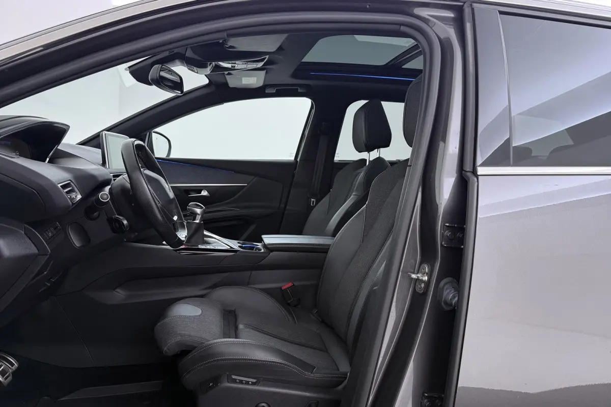 1.2 PureTech GT-Line 7p | Pano | Memory seats | CarPlay | Camera V+A | Dodehoekdet. |