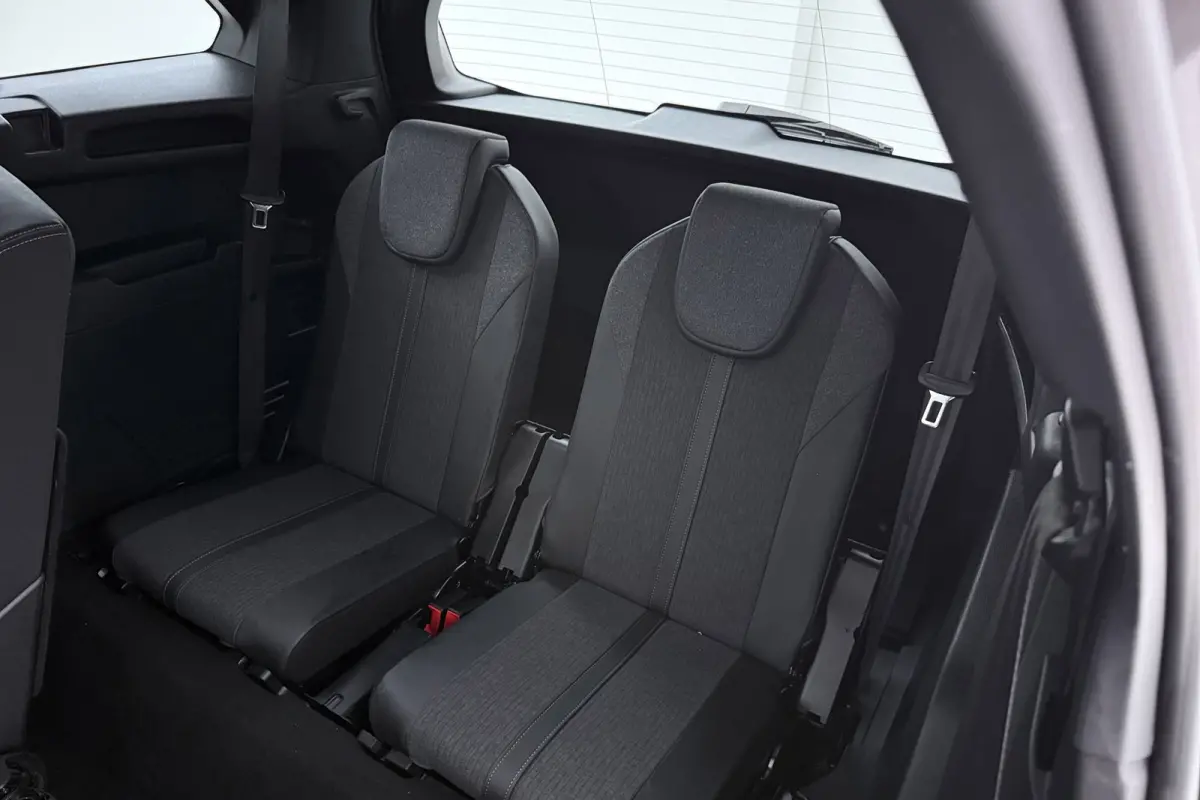 1.2 PureTech GT-Line 7p | Pano | Memory seats | CarPlay | Camera V+A | Dodehoekdet. |