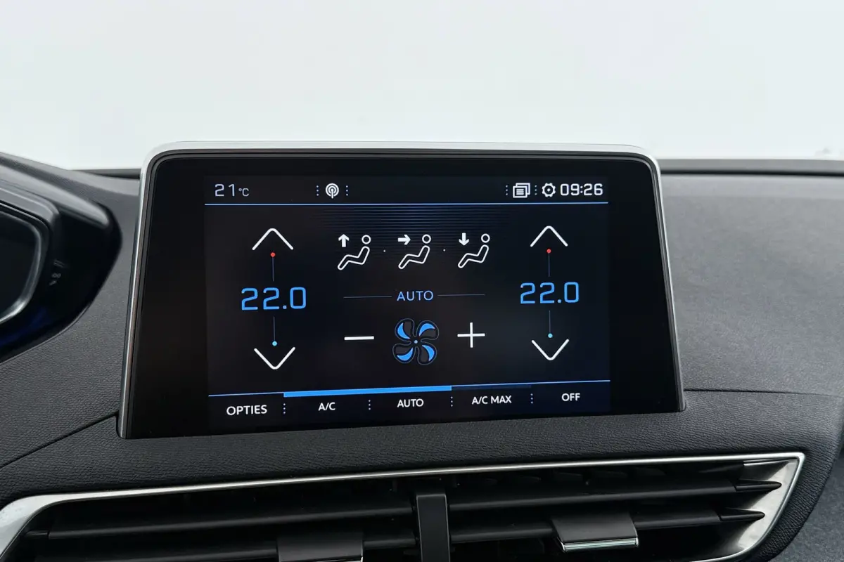 1.2 PureTech GT-Line 7p | Pano | Memory seats | CarPlay | Camera V+A | Dodehoekdet. |