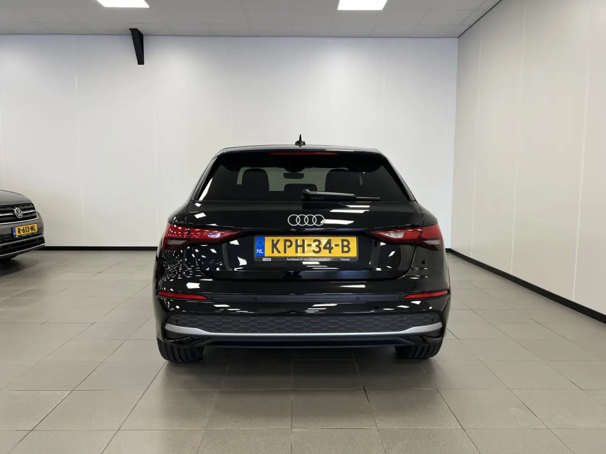 30 TFSI Advanced edition / Automaat / 19'' inch / Mild-Hybrid / Navi /