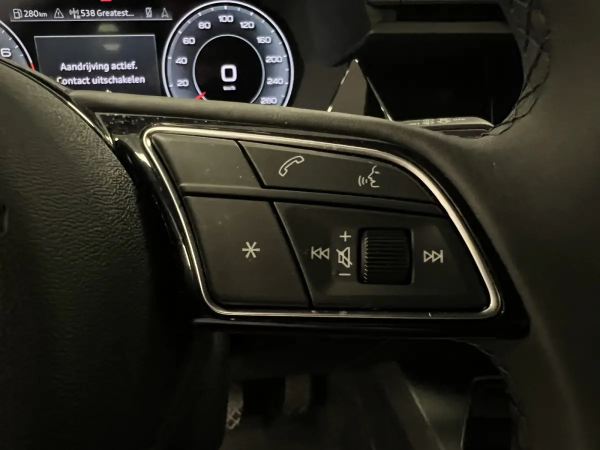 30 TFSI Advanced edition / Automaat / 19'' inch / Mild-Hybrid / Navi /
