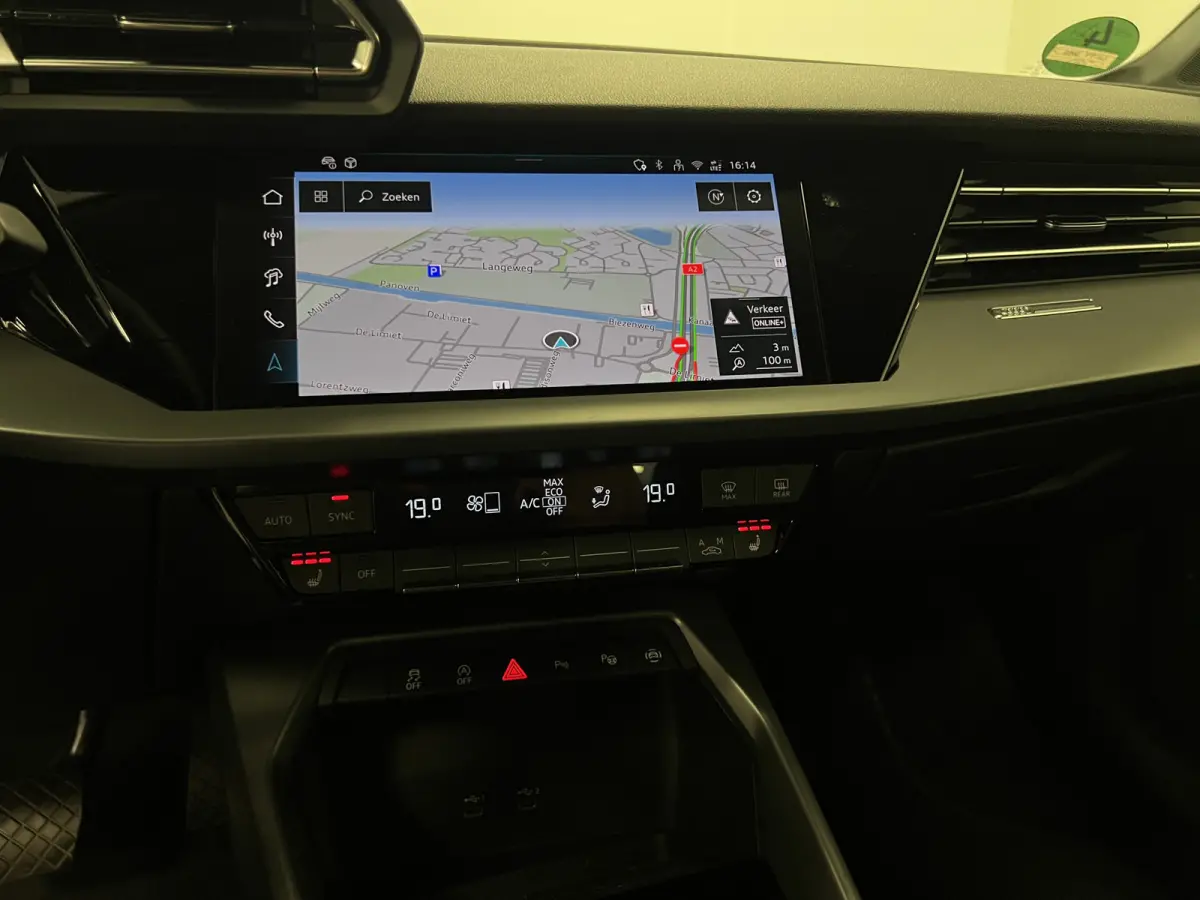 30 TFSI Advanced edition / Automaat / 19'' inch / Mild-Hybrid / Navi /