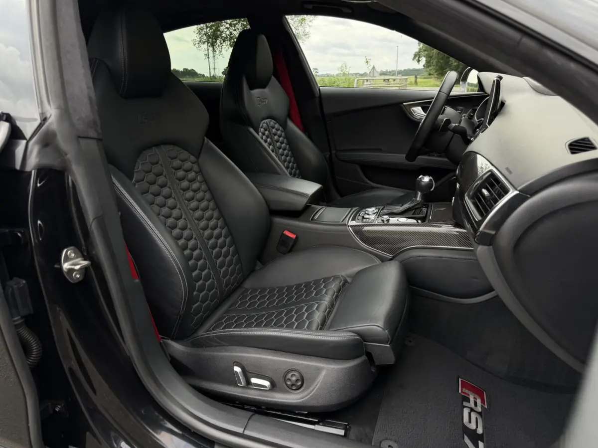 4.0 TFSI RS7 quattro plus Carbon/Alcantara/360/Dak