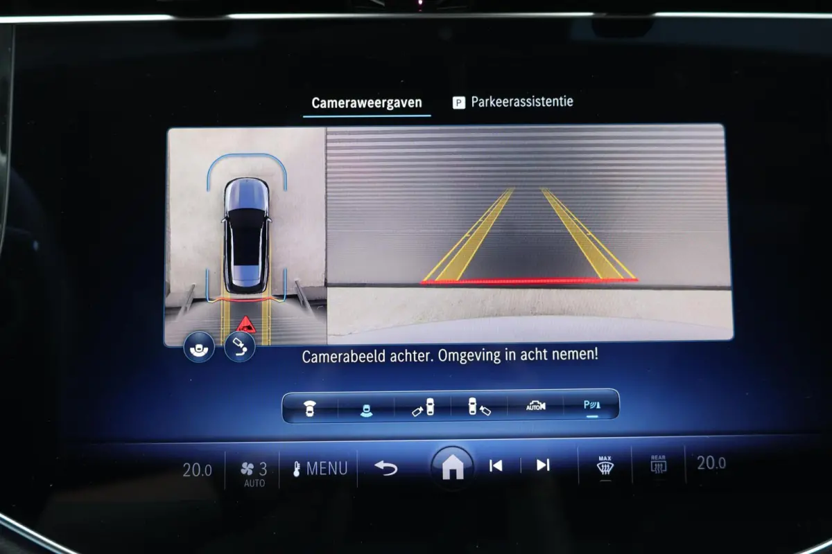 300 e AMG Line / Panoramadak / Memory Stoelen / Hyperscreen / Keyless-Go / Burmester 4D Surround