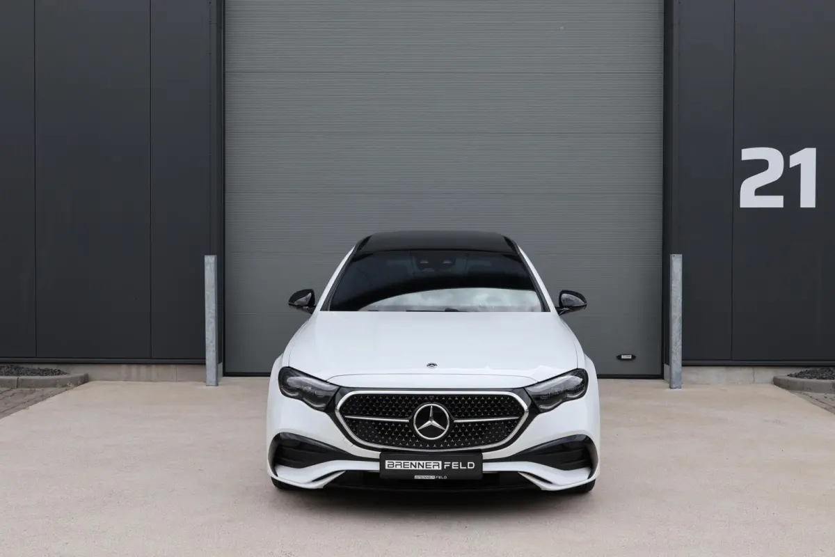300 e AMG Line / Panoramadak / Memory Stoelen / Hyperscreen / Keyless-Go / Burmester 4D Surround