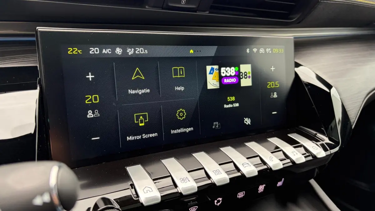 PSE 1.6 HYBRID 360PK SPORT ENGINEERED AUTOMAAT / NAVI / LEDER / CLIMA / PDC / 20" LMV / CAMERA / KEYLESS / I-COCKPIT / FULL-LED / PANO. DAK / ALCANTARA / AFN. TREKHAAK / WINTERPAKKET / FOCAL