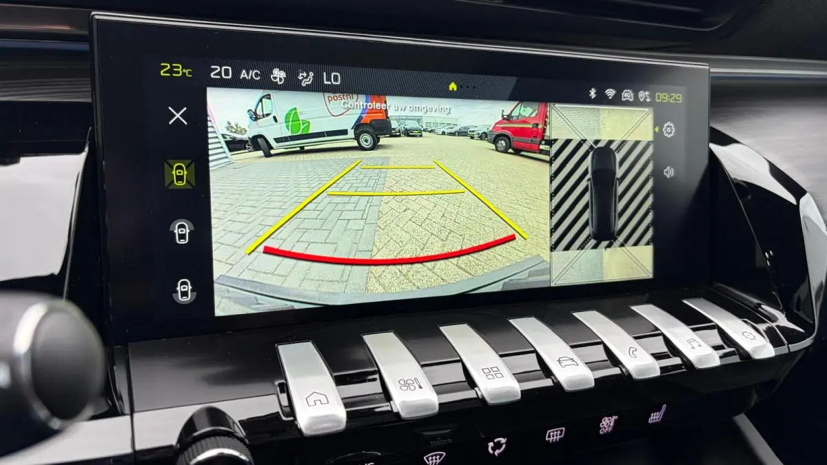 PSE 1.6 HYBRID 360PK SPORT ENGINEERED AUTOMAAT / NAVI / LEDER / CLIMA / PDC / 20" LMV / CAMERA / KEYLESS / I-COCKPIT / FULL-LED / PANO. DAK / ALCANTARA / AFN. TREKHAAK / WINTERPAKKET / FOCAL