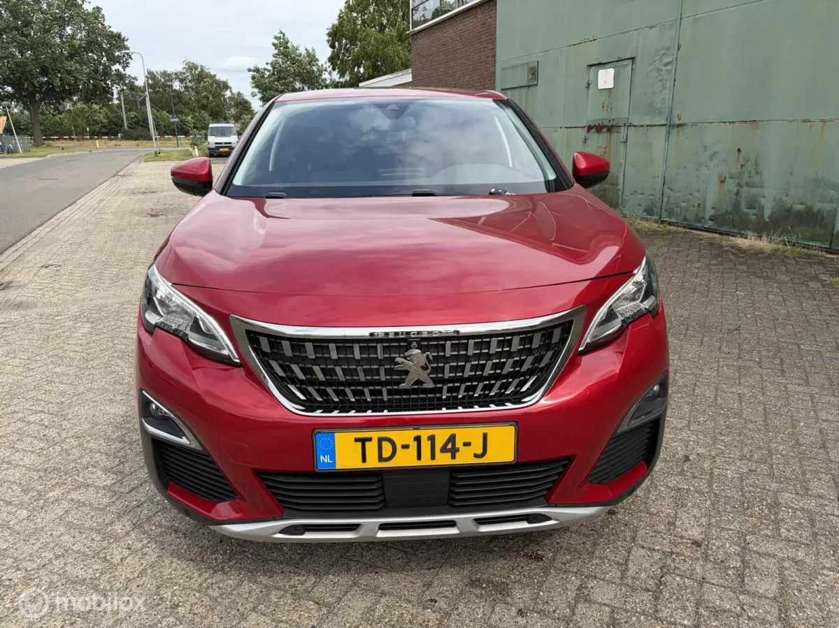 1.5 BlueHDi Blue Lease Premium