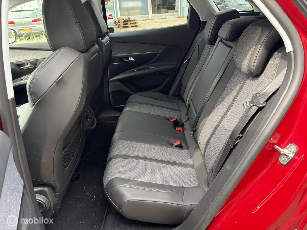 1.5 BlueHDi Blue Lease Premium