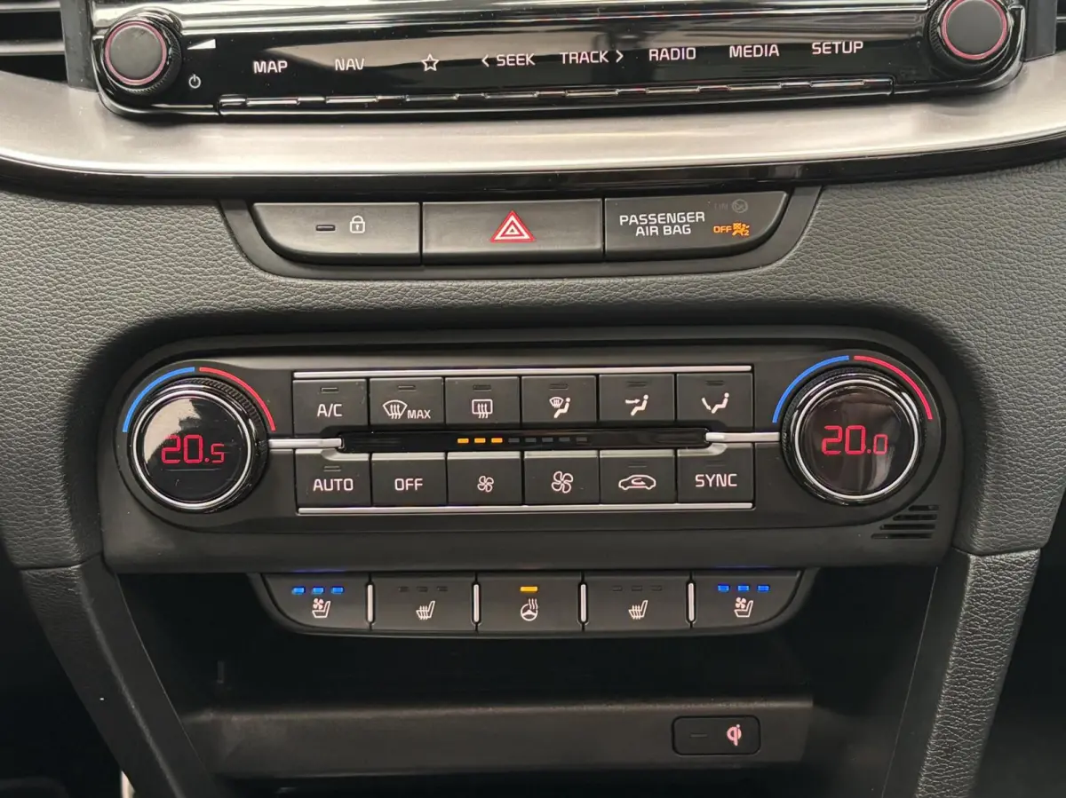 1.0 T-GDi GT-Line / 1e Eig / Pano / JBL / Full option! / Fabrieksgarantie! / Stoelkoeling / Leder