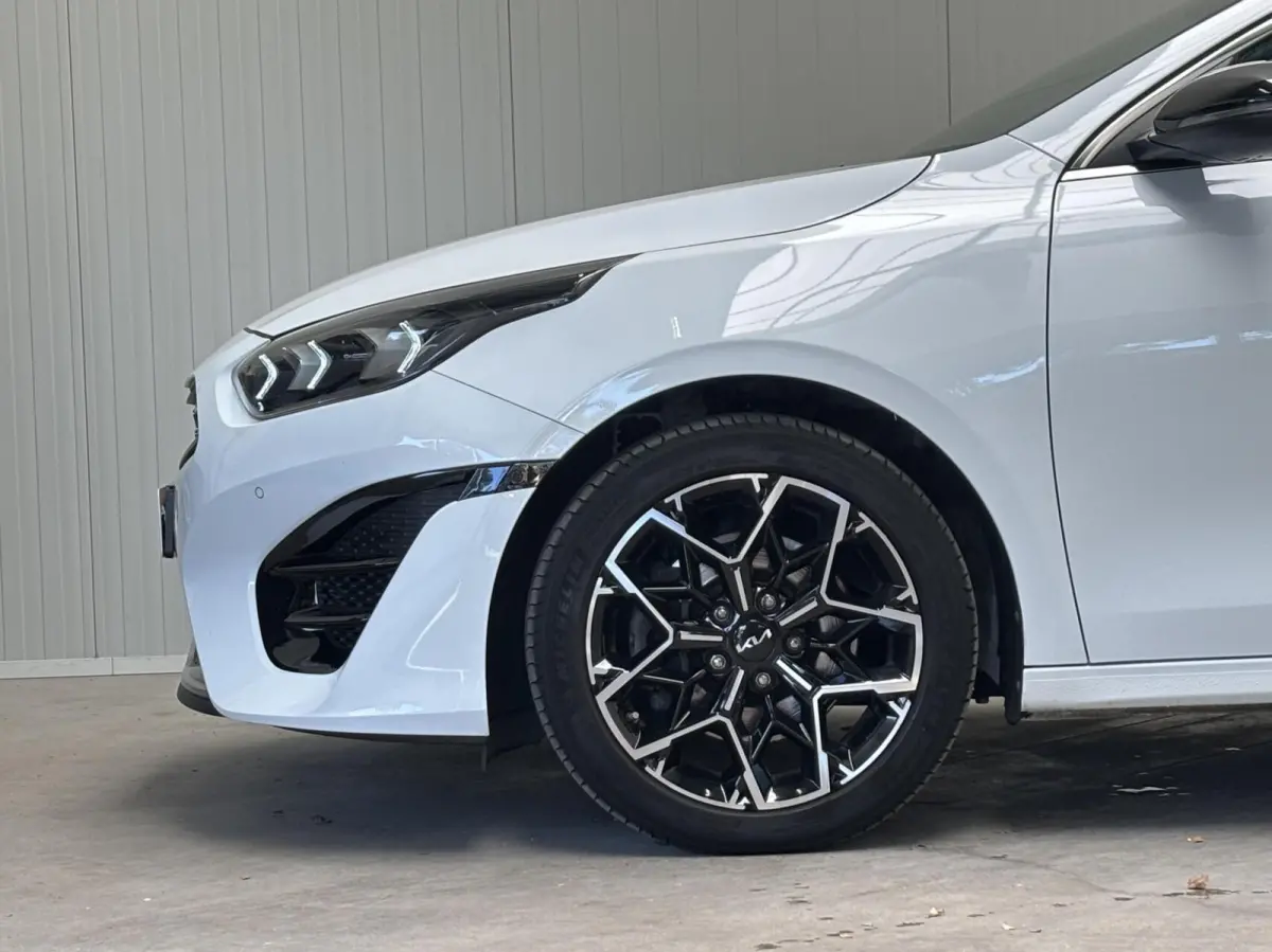1.0 T-GDi GT-Line / 1e Eig / Pano / JBL / Full option! / Fabrieksgarantie! / Stoelkoeling / Leder