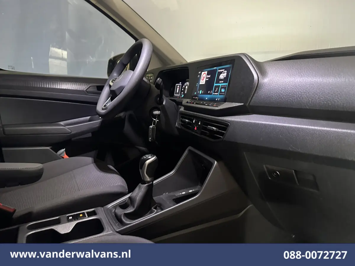 2.0 TDI Comfort 102pk L1H1 Euro6 Airco | Apple Carplay | 1500kg Trekhaak | Cruisecontrol Android Auto, Parkeersensoren