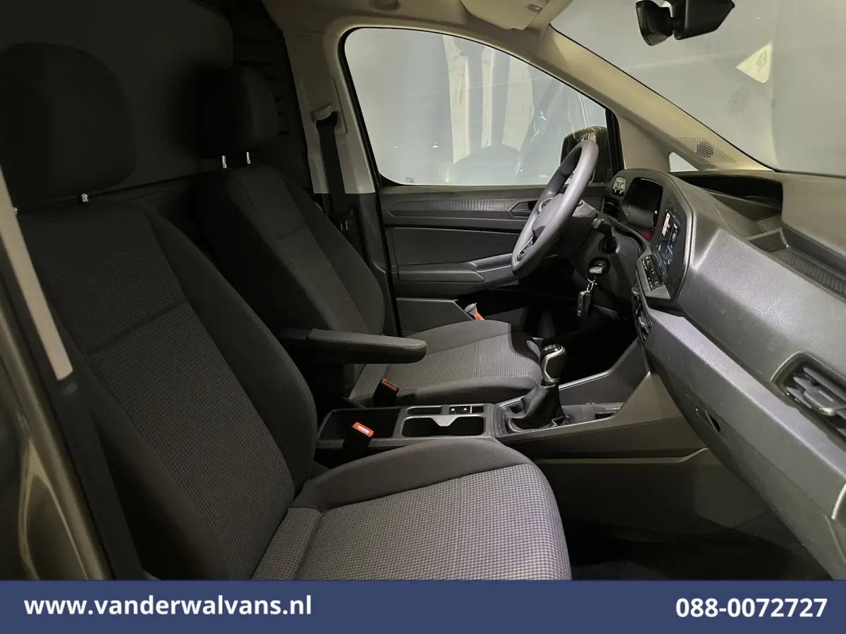 2.0 TDI Comfort 102pk L1H1 Euro6 Airco | Apple Carplay | 1500kg Trekhaak | Cruisecontrol Android Auto, Parkeersensoren