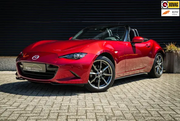 2.0 SkyActiv-G 160 GT-M | BOSE | CRUISE | NAVI | LEDER | STOELVERW. | PDC | SOUL RED | MOOI! |