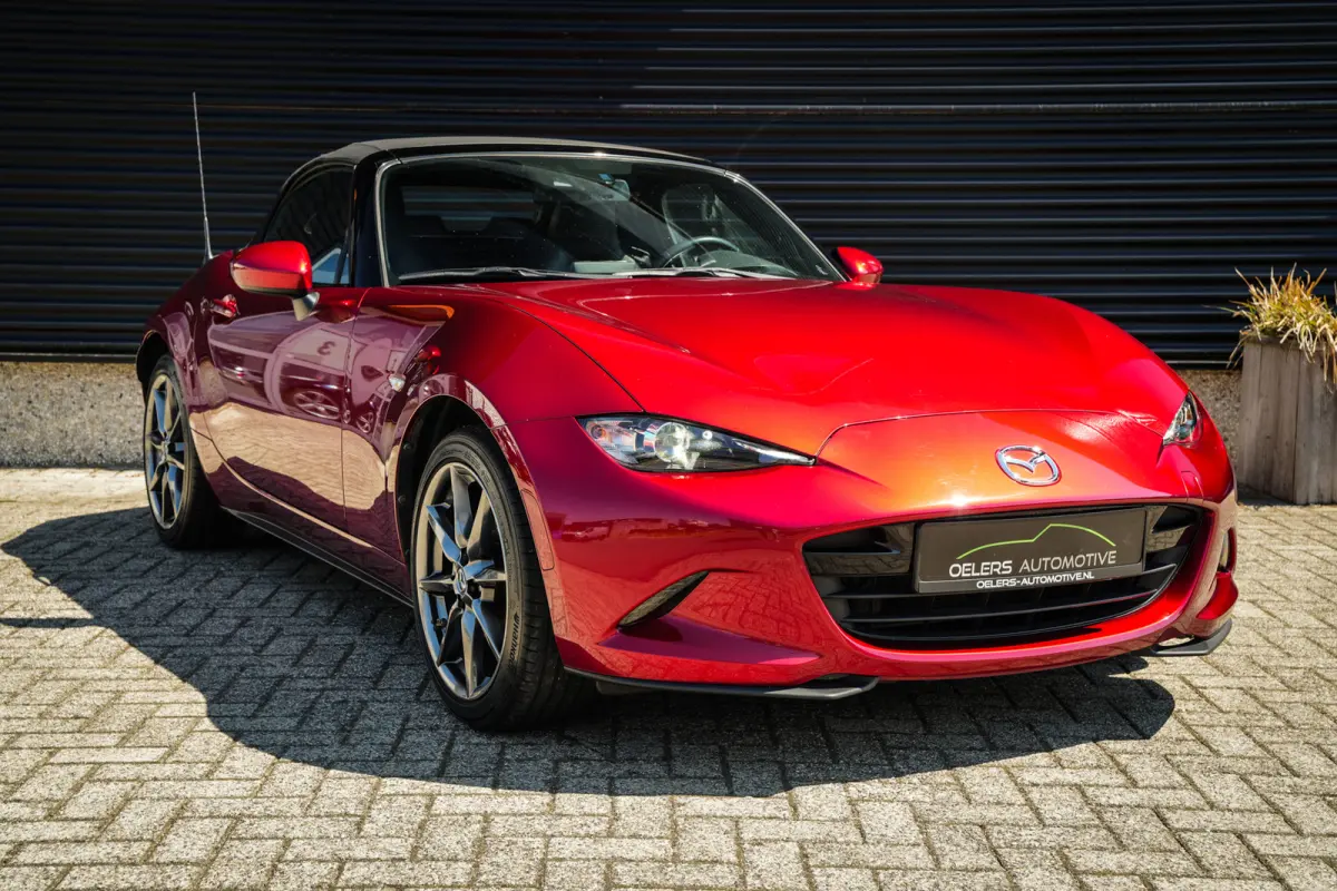 2.0 SkyActiv-G 160 GT-M | BOSE | CRUISE | NAVI | LEDER | STOELVERW. | PDC | SOUL RED | MOOI! |