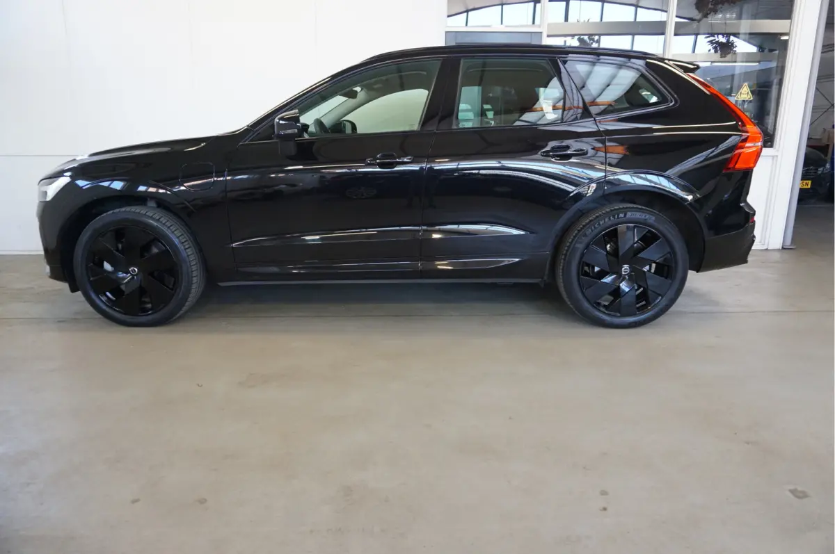 2.0 T6 Plug-in hybrid AWD Ultimate Dark Head-Up Long-Range 20"Velgen Schuifdak.