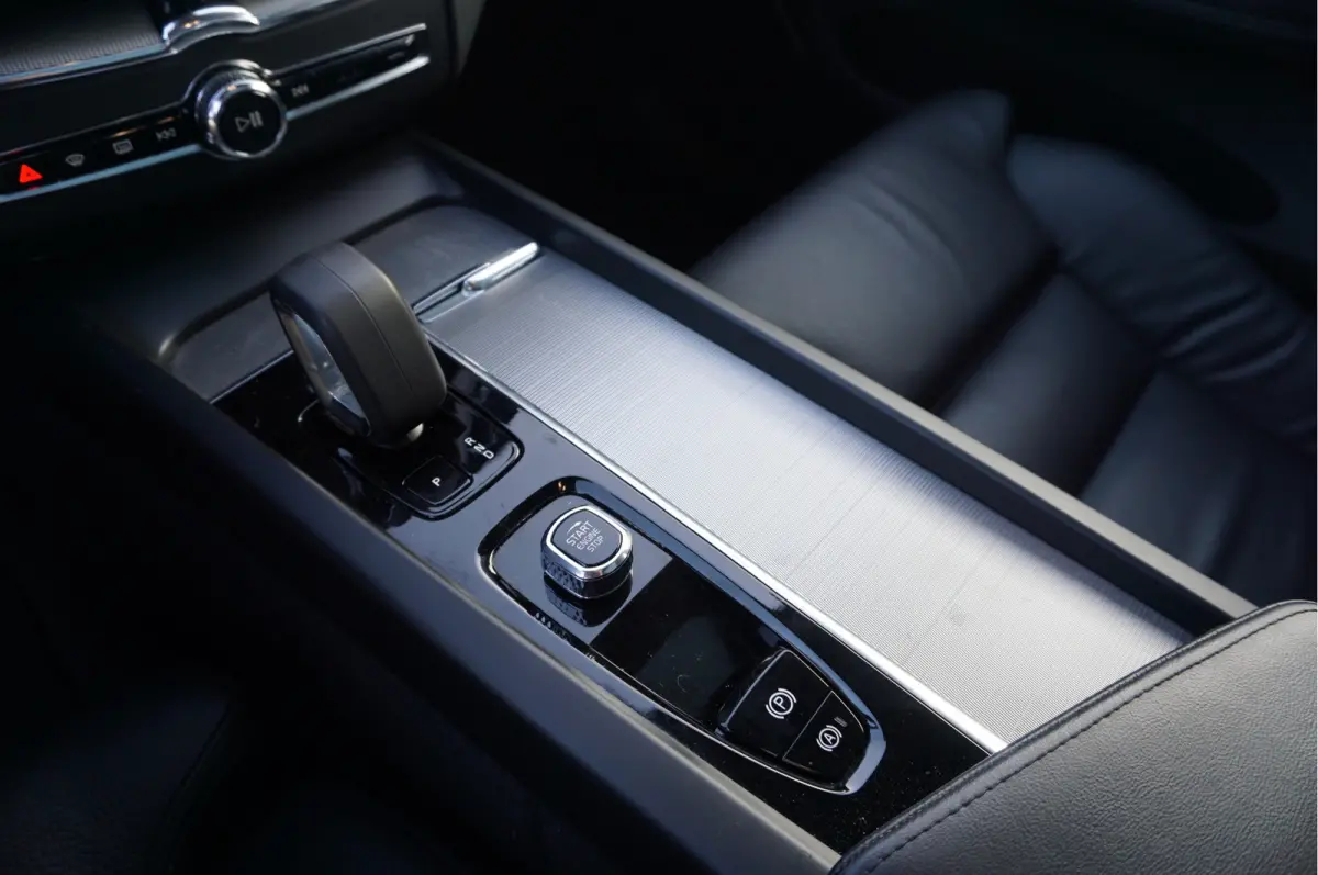 2.0 T6 Plug-in hybrid AWD Ultimate Dark Head-Up Long-Range 20"Velgen Schuifdak.
